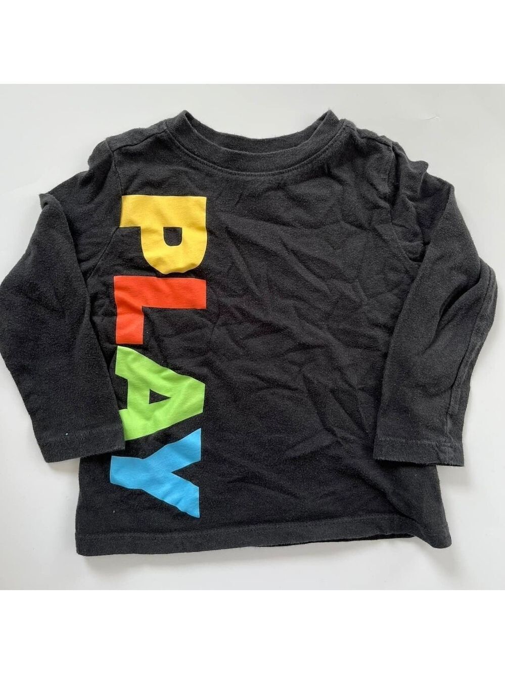 🩵 4/$20 Old Navy Black Long Sleeve Tee with Colorful 'PLAY' Graphic